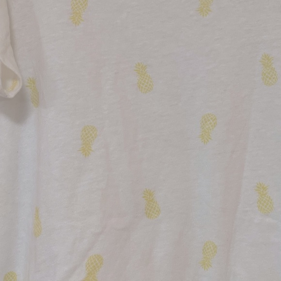 Cynthia Rowley Plus White Tshirt with Pineapples 1XL - Picture 2 of 5